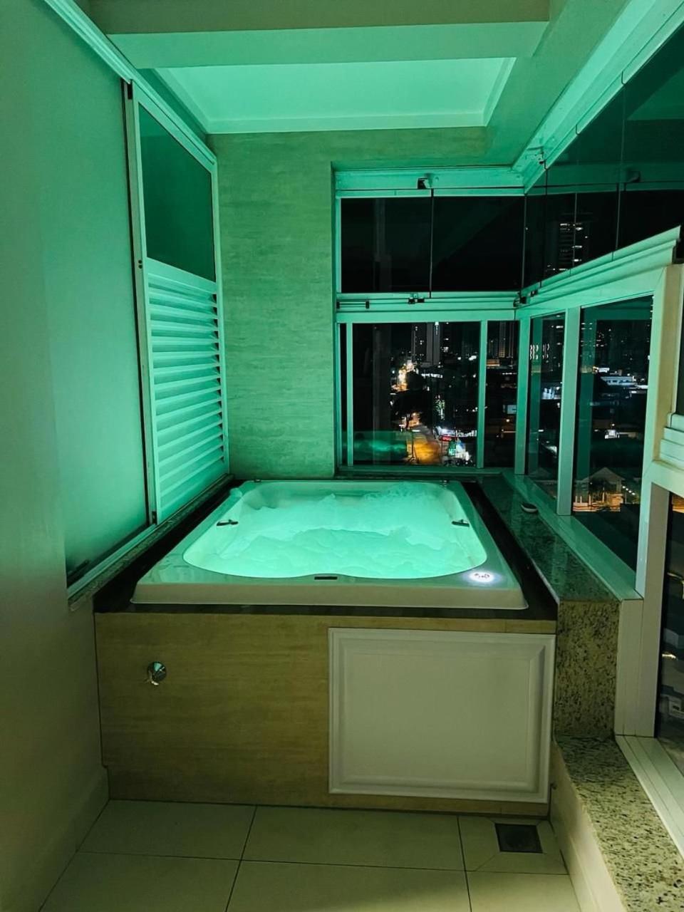 2 Qts.| 4 Hosp. | Ao Lado Do Goiania Shopping Apartment Екстериор снимка